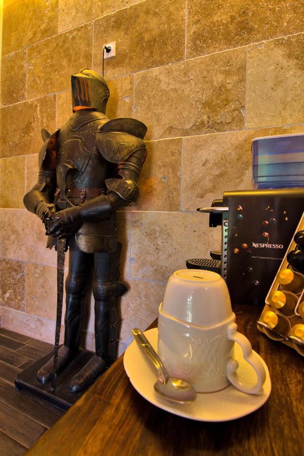 Good Knight Hotel Carcassonne Ngoại thất bức ảnh